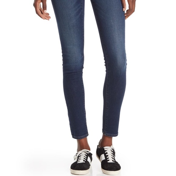 Madewell Mid Rise Skinny Jeans - Picture 3 of 3